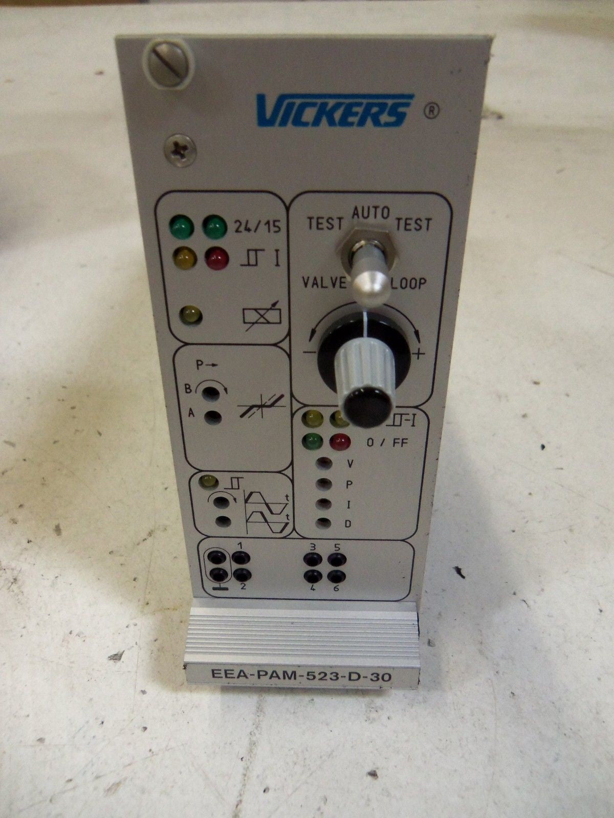 VICKERS EEA-PAM-523-D-30 *USED*