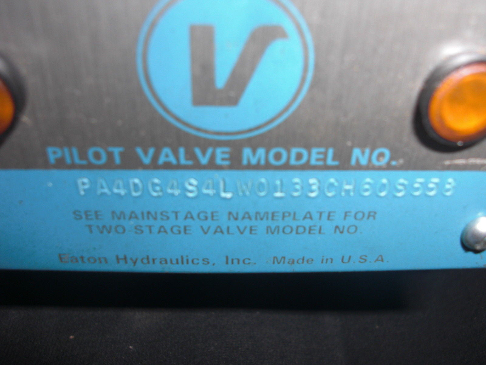 VICKERS PA4DG4S4LW0133CH60S558 *USED*