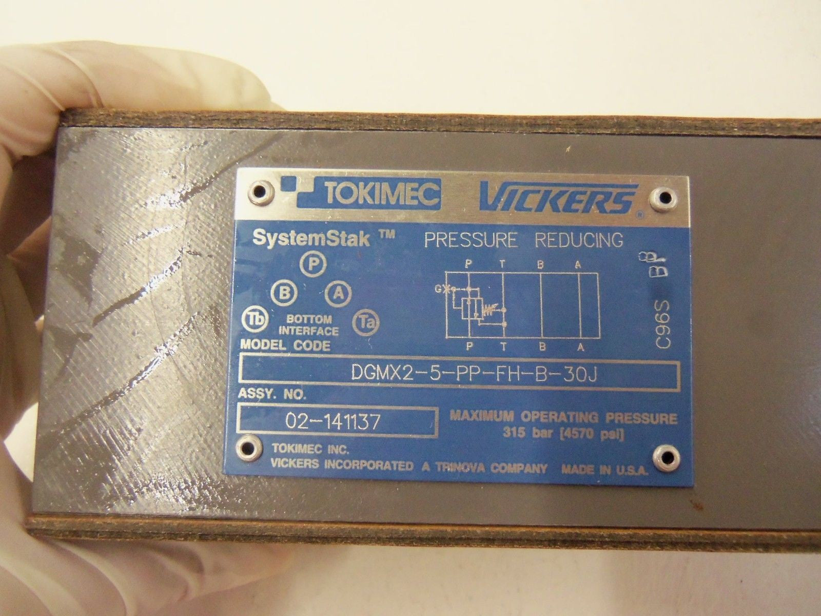 VICKERS PRESSURE REDUCING MODULE DGMX2-5-PP-FH-B-30J *NEW NO BOX*