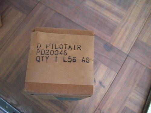 WABCO PD20046 PILOTAIR VALVE *NEW IN BOX*