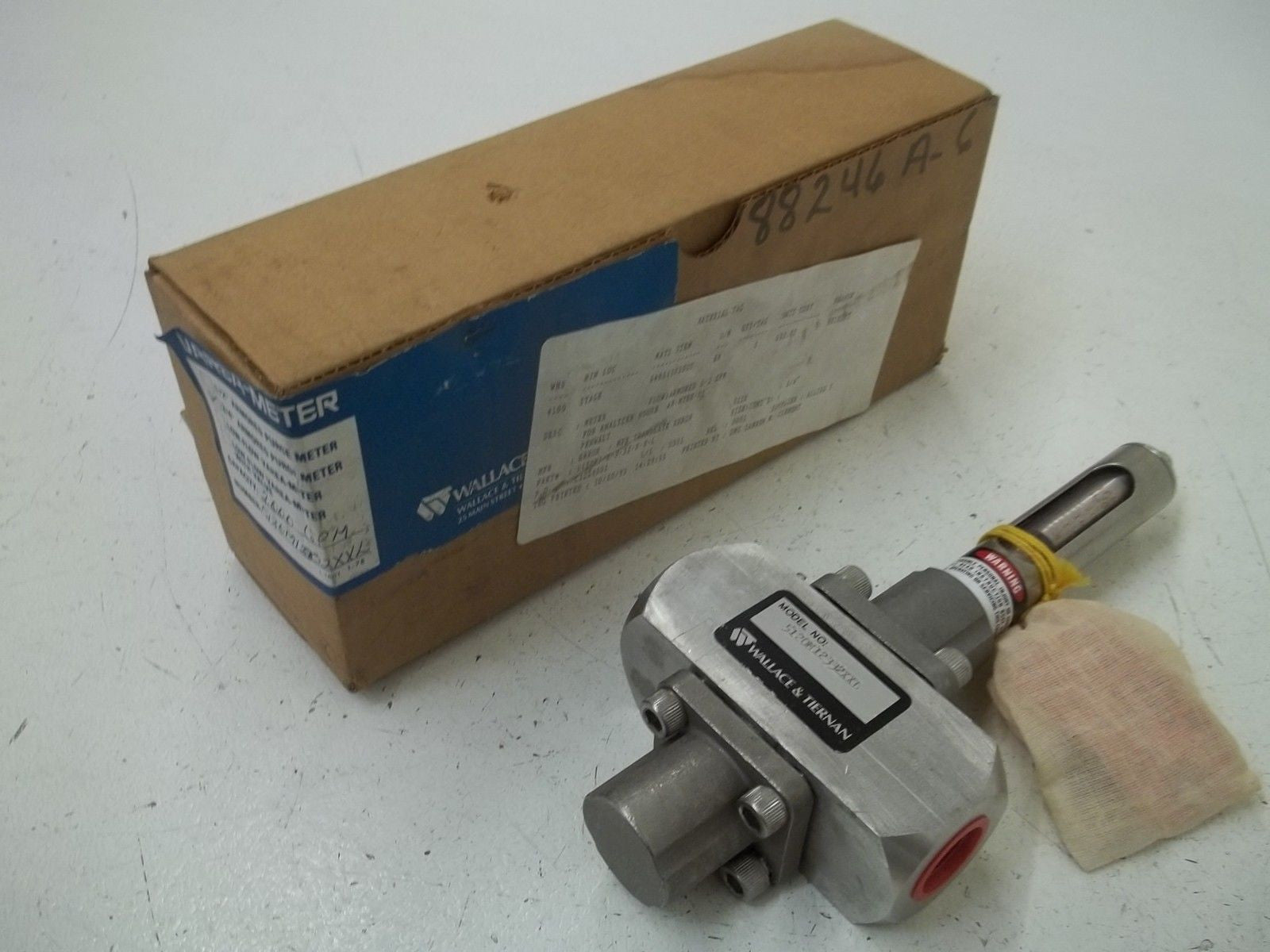 WALLACE & TIERNAN 5120M12332XXL ARMORED PURGE METER 3/4" *USED*