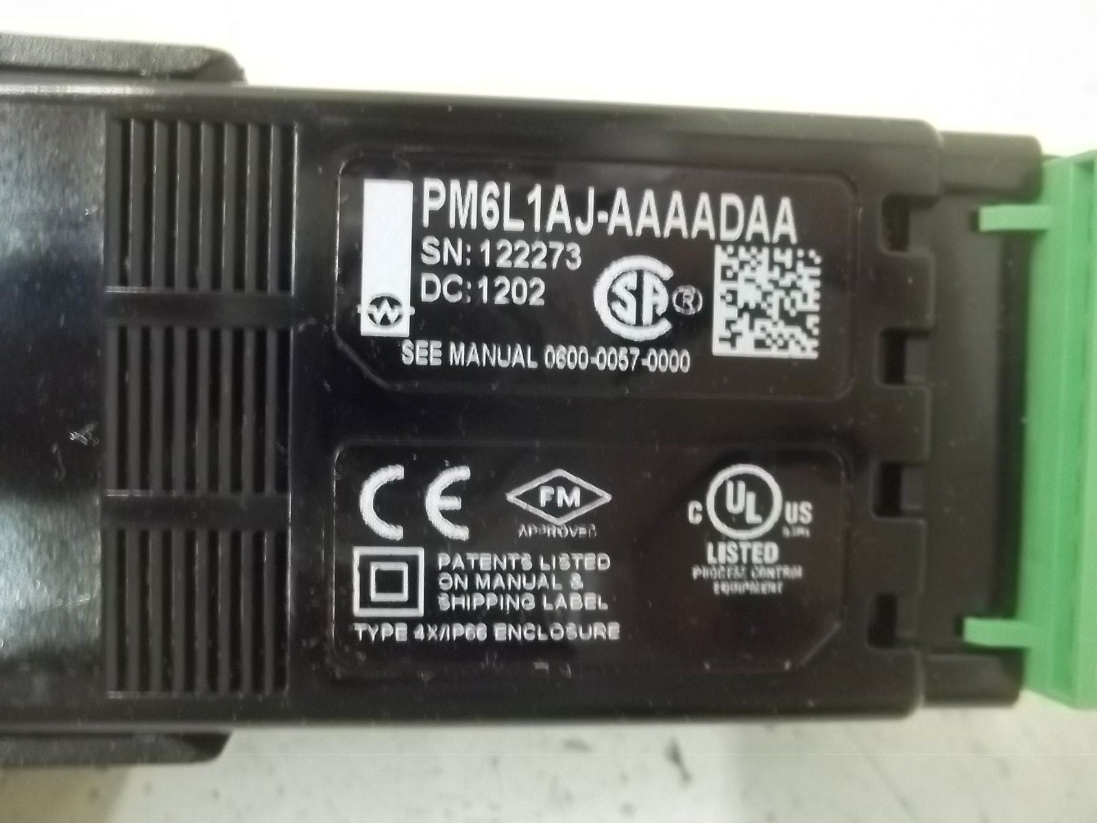 WALTOW PM6L1AJ-AAAADAA TEMPERATURE CONTROLLER *NEW IN BOX*