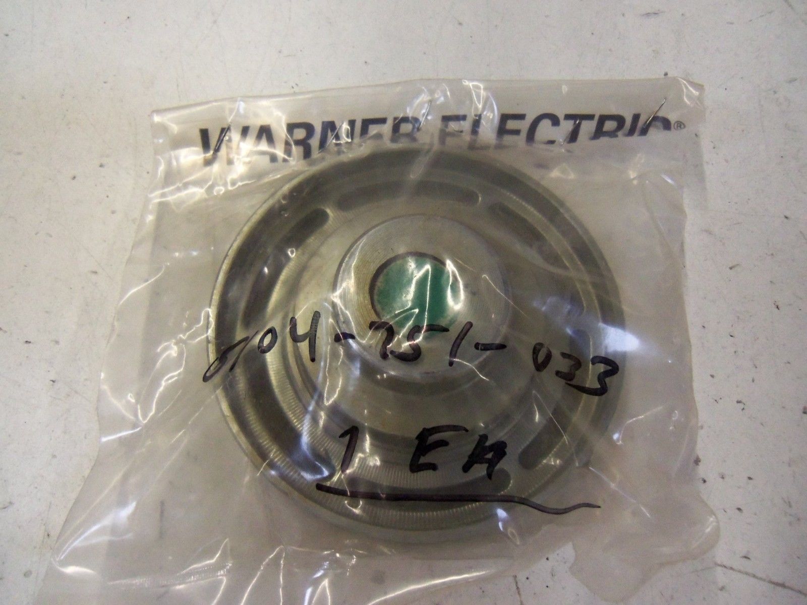 WARNER ELECTRIC 5104-751-033 * NEW *