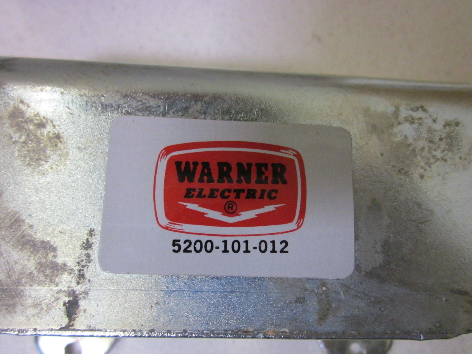 WARNER ELECTRIC 5200-101-012 (WRITING ON BOX) *USED*