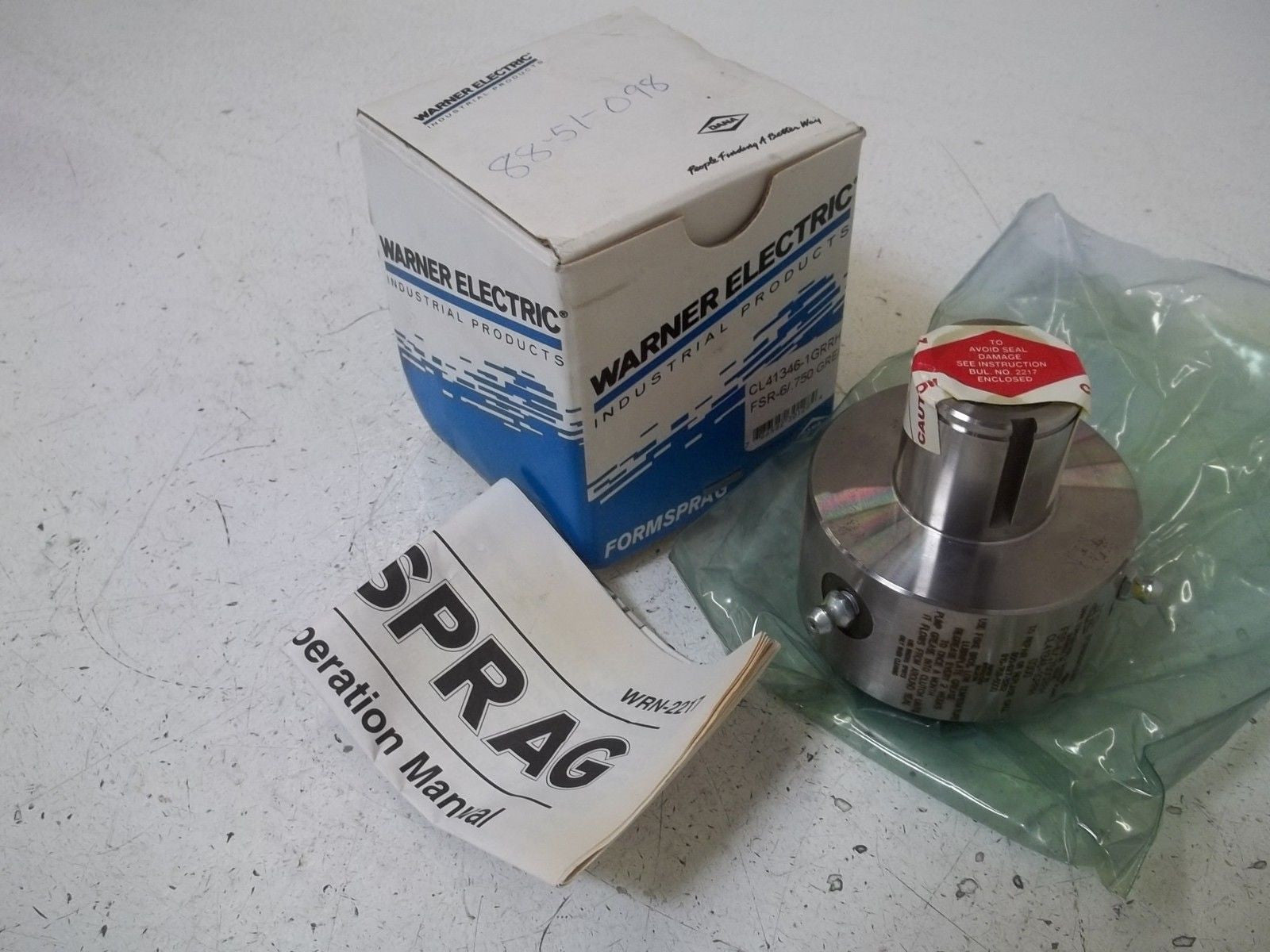 WARNER ELECTRIC CL41346-1GRRH CLUTCH *NEW IN BOX*