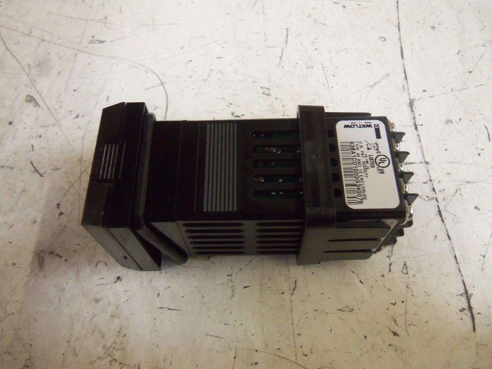 WATLOW 93BA-1CD1-00GG TEMPERATURE LIMIT OR PROCESS CONTROLLER *NEW IN BOX*