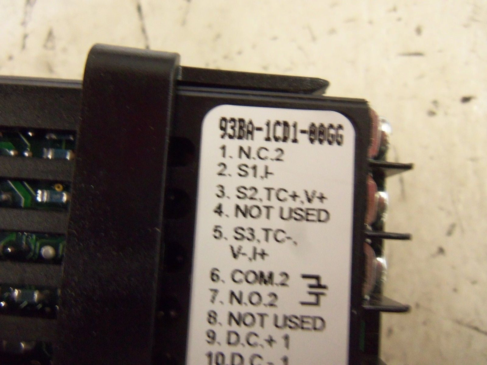 WATLOW 93BA-1CD1-00GG TEMPERATURE LIMIT OR PROCESS CONTROLLER *NEW IN BOX*