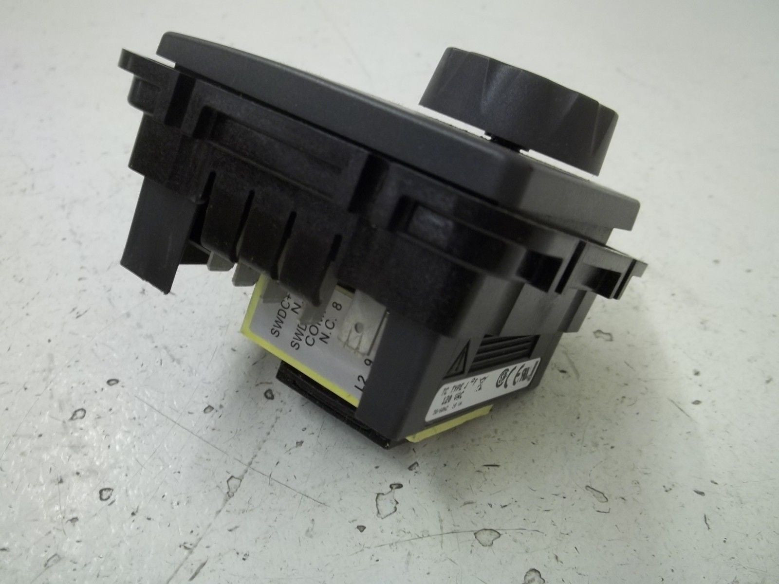 WATLOW CVC1HH00000260A TYPE J TEMPERATURE CONTROLLER *NEW IN BOX*
