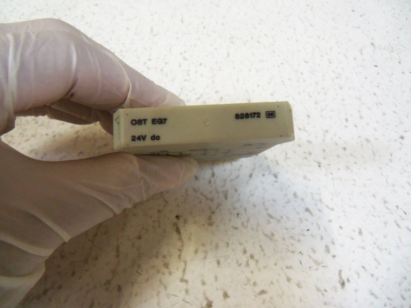 WEIDMULLER OST EG7 OPTOCOUPLER 24VDC  *USED*