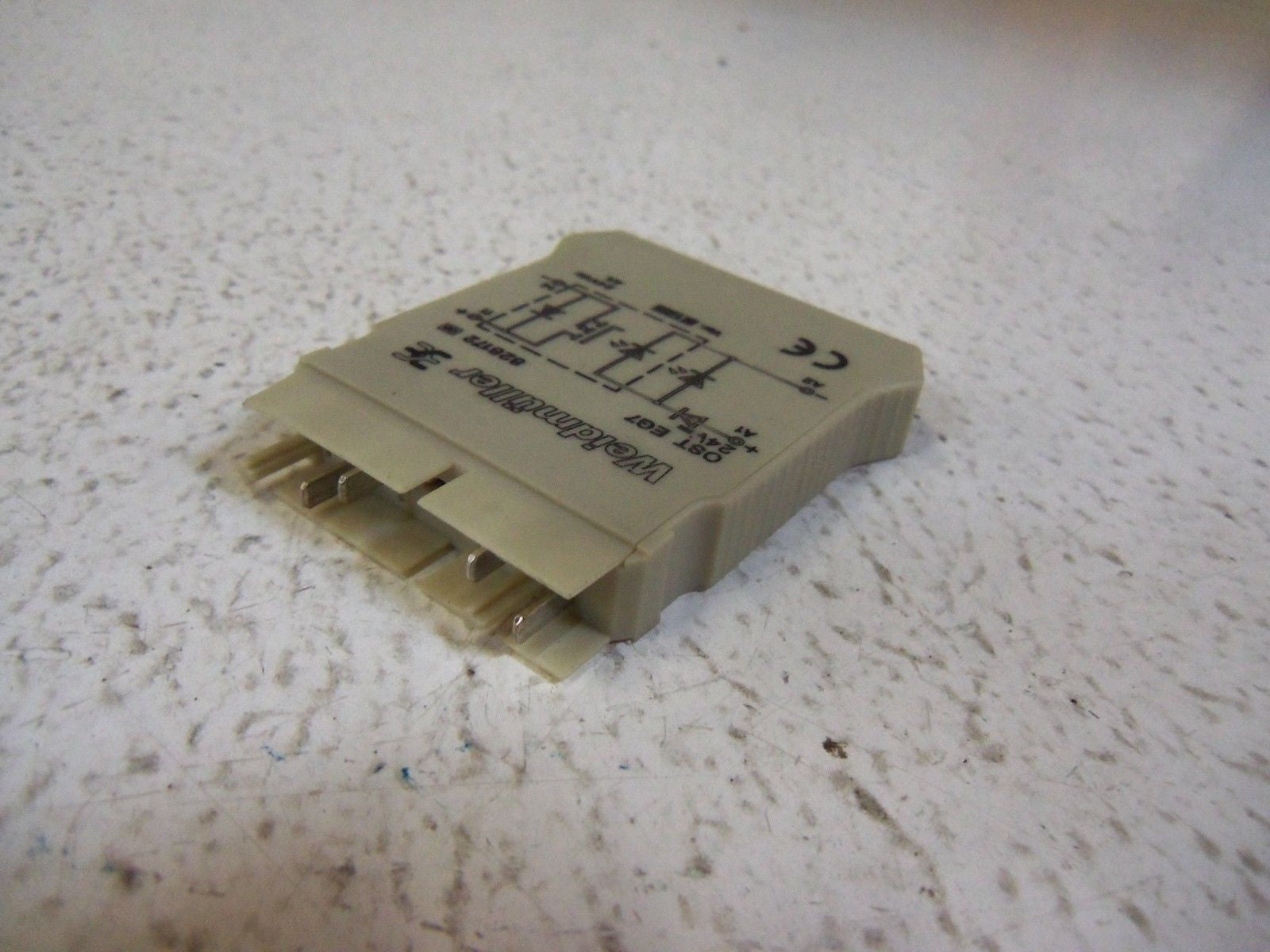 WEIDMULLER OST EG7 OPTOCOUPLER 24VDC  *USED*