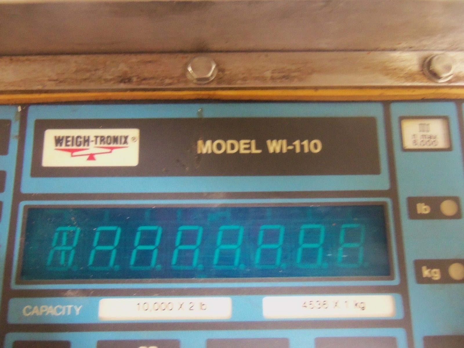 WEIGH-TRONIX WI-110 SCALE PLATFORM *USED*