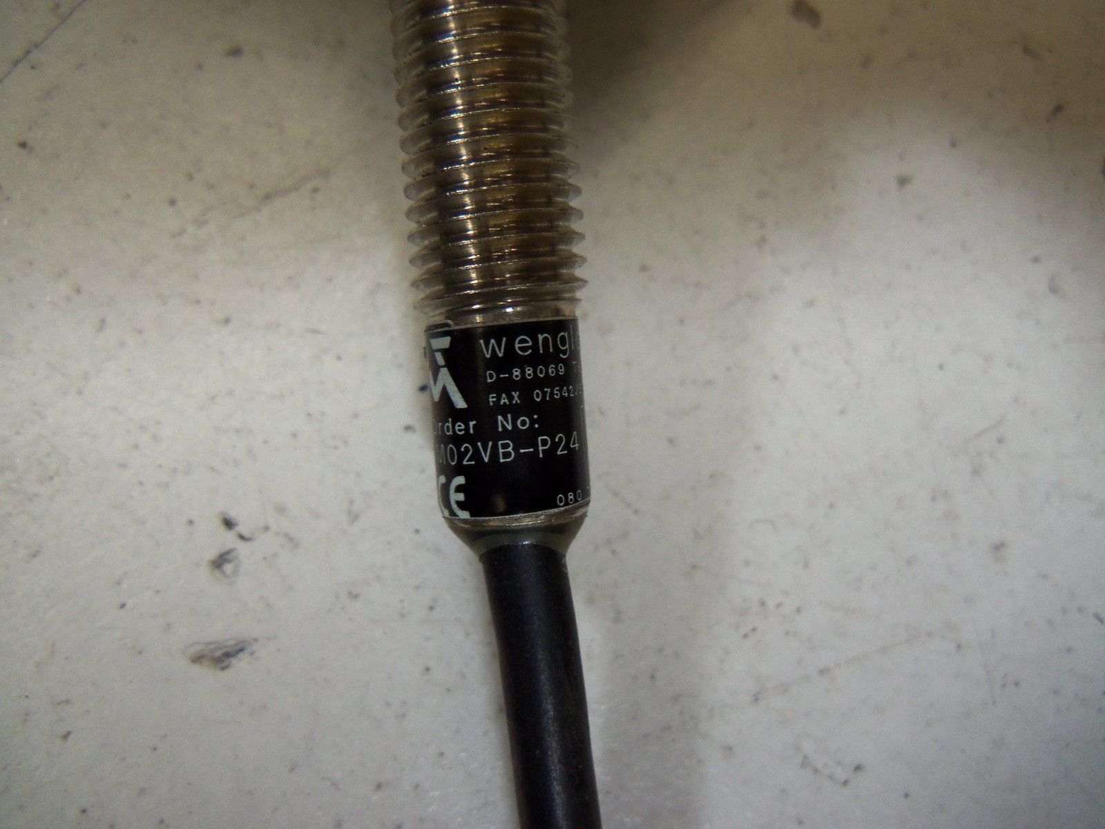 WENGLOR IM02VB-P24 PROXIMITY SENSOR *USED*