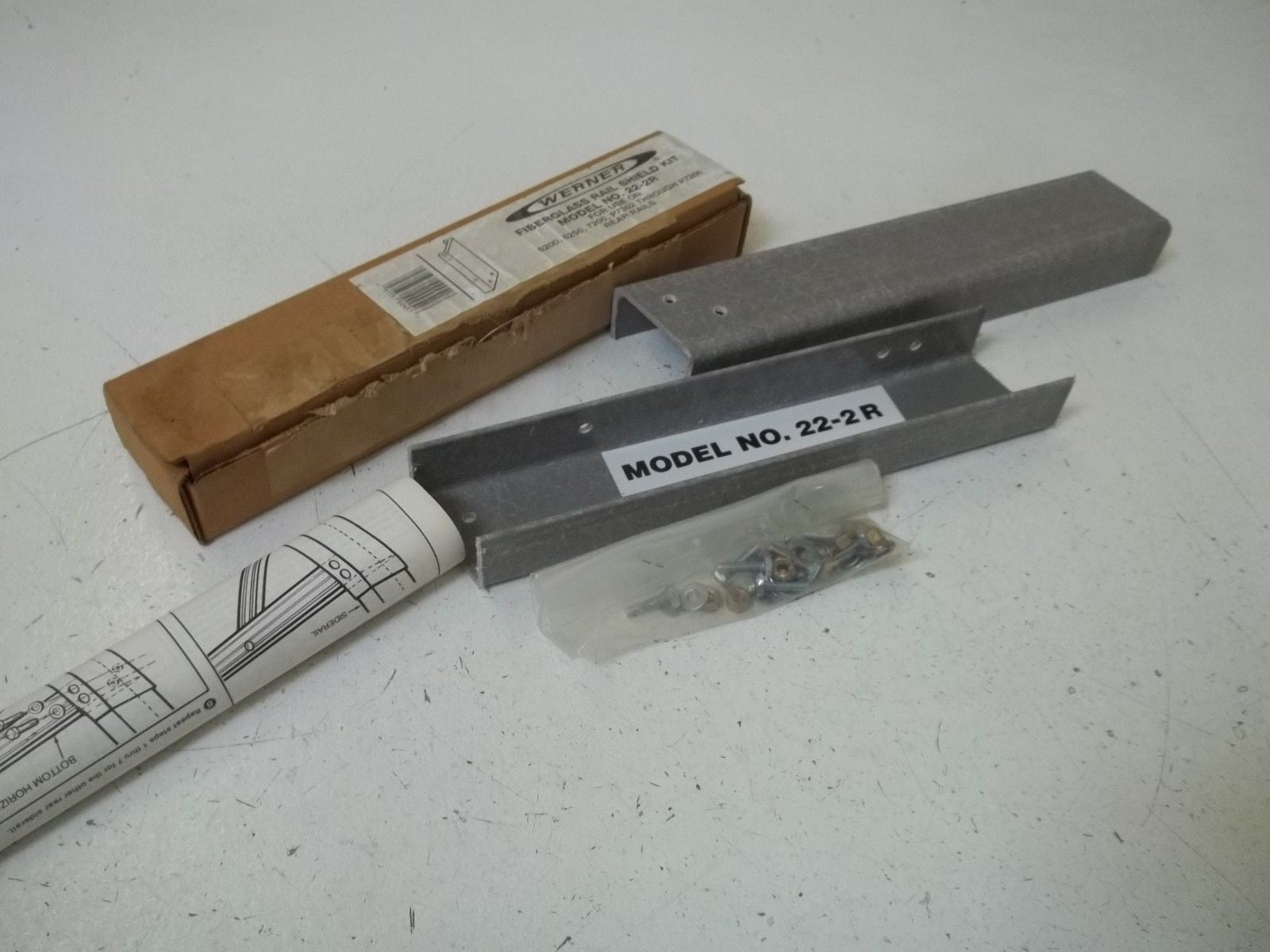 WERNER 22-2R FIBERGLASS RAIL SHIELD KIT *NEW IN BOX*