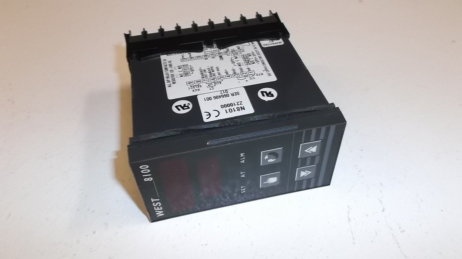 WEST CONTROLLER RELAY N8101Z210000 *USED*