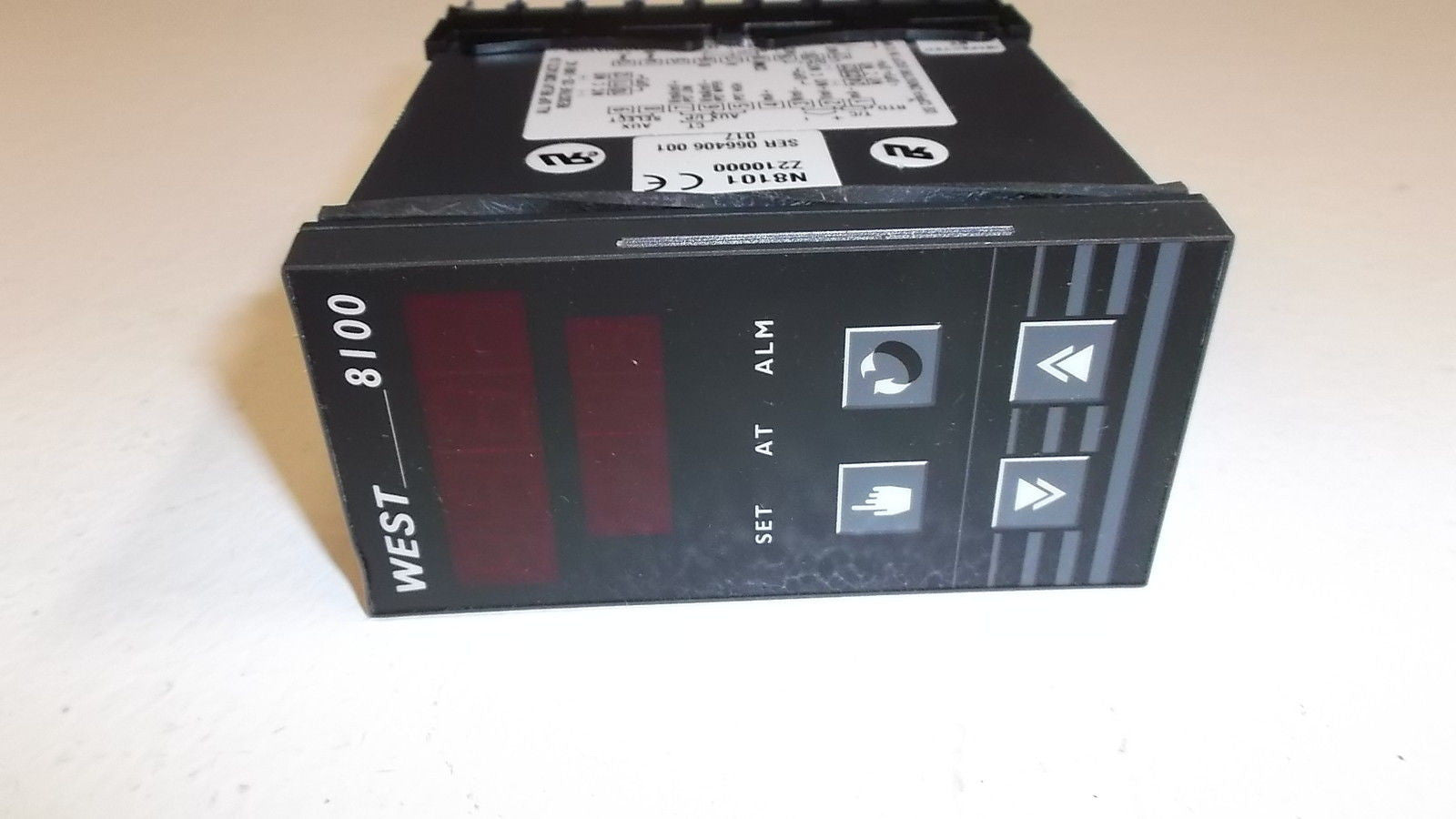 WEST CONTROLLER RELAY N8101Z210000 *USED*