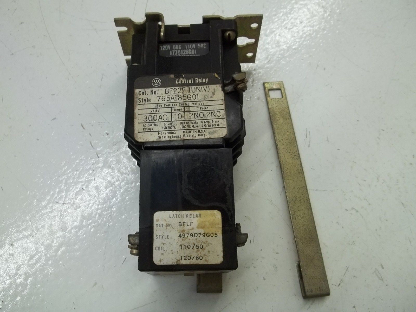 WESTINGHOUSE BF22F WITH BFLF 120V CONTROL RELAY *USED*