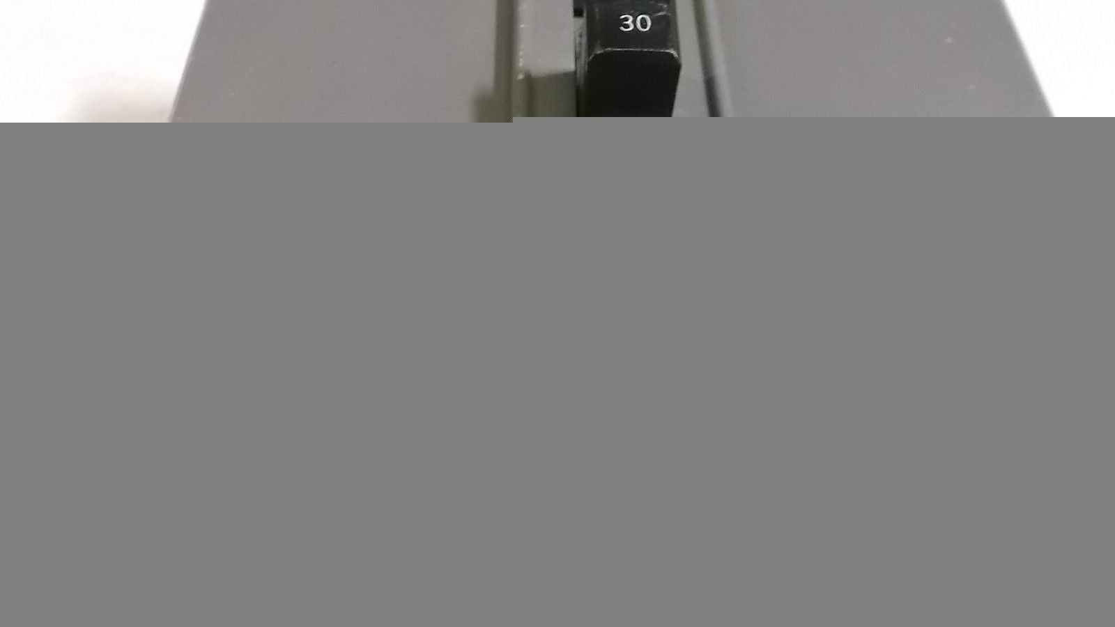 WESTINGHOUSE CIRCUIT BREAKER HFB3030 *USED*