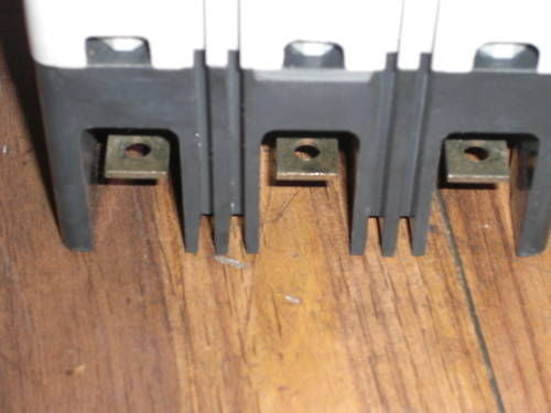 WESTINGHOUSE EHD3015V CIRCUIT BREAKER 15A *NEW IN BOX*