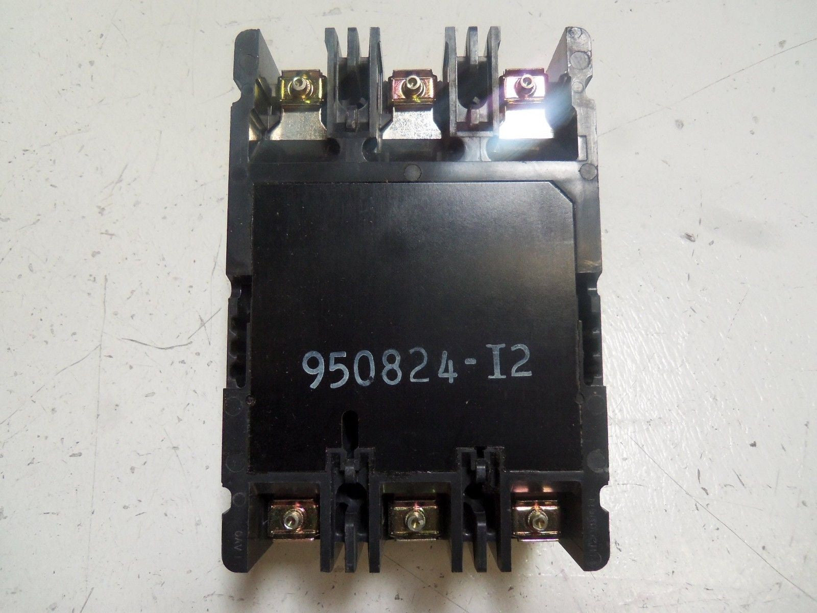 WESTINGHOUSE EHD3015L CIRCUIT BREAKER 15A *NEW IN BOX*