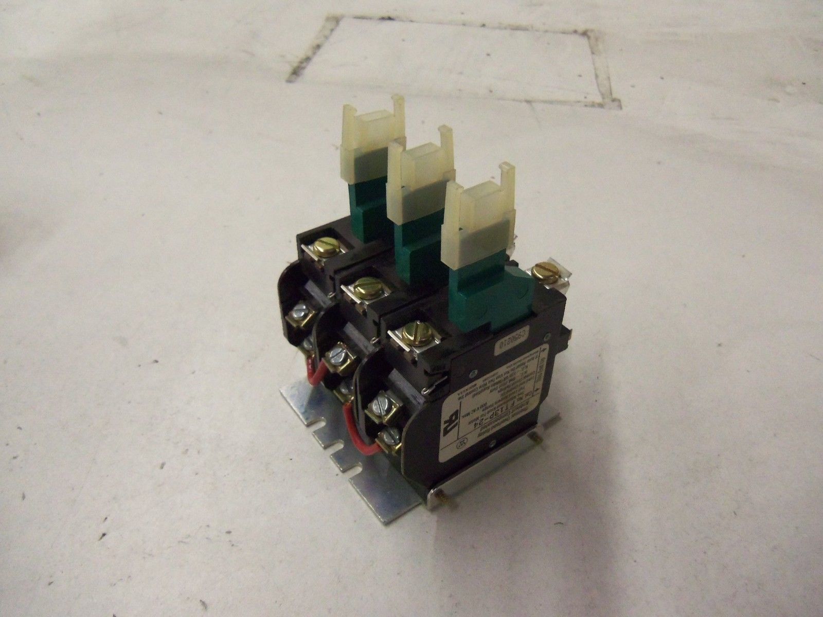 WESTINGHOUSE ELECTRIC, CORP. FT13P-24 *USED*