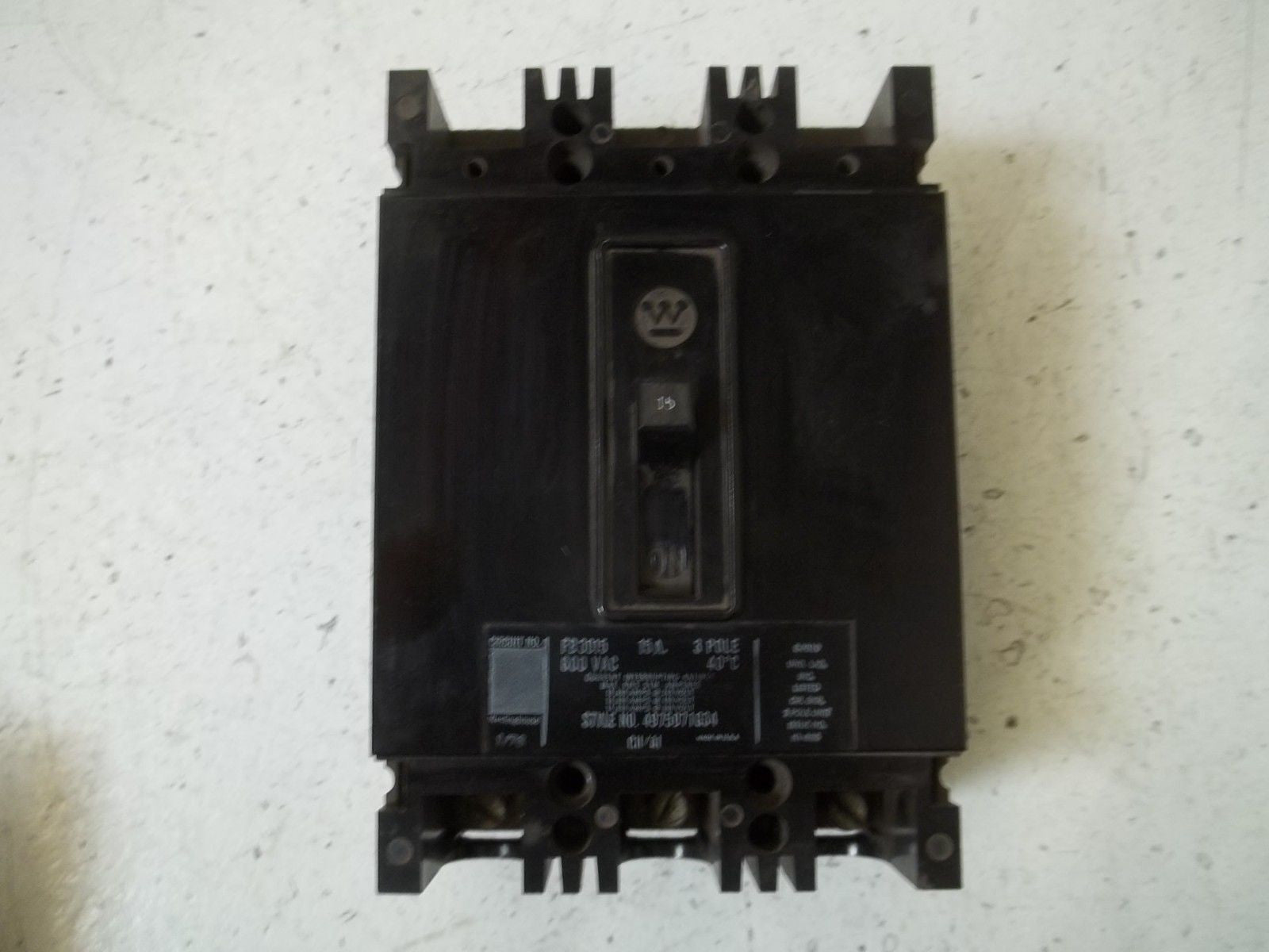 WESTINGHOUSE FB3015 CIRCUIT BREAKER *USED*