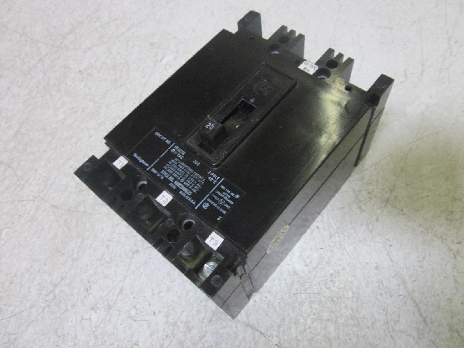 WESTINGHOUSE FB3020L 20A CIRCUIT BREAKER  *USED*