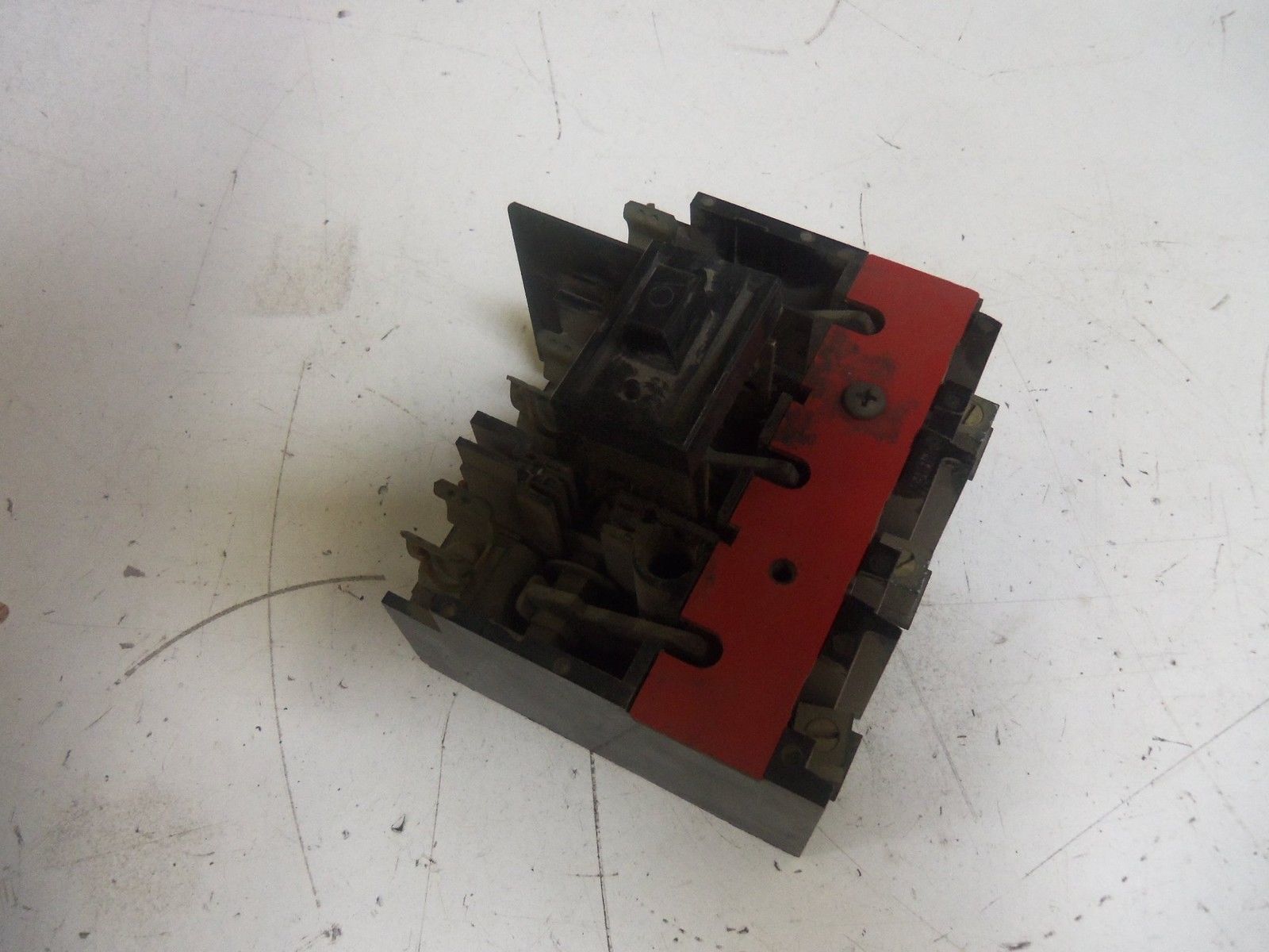 WESTINGHOUSE 626B100G13 DISCONNECT SWITCH *USED*