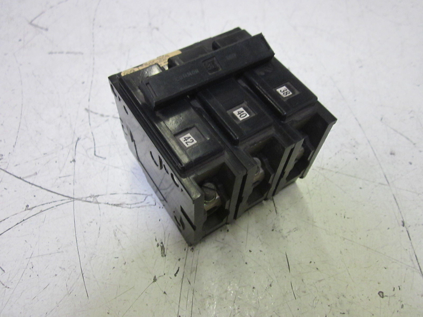 WESTINGHOUSE HACR330 30AMP CIRCUIT BREAKER *USED*