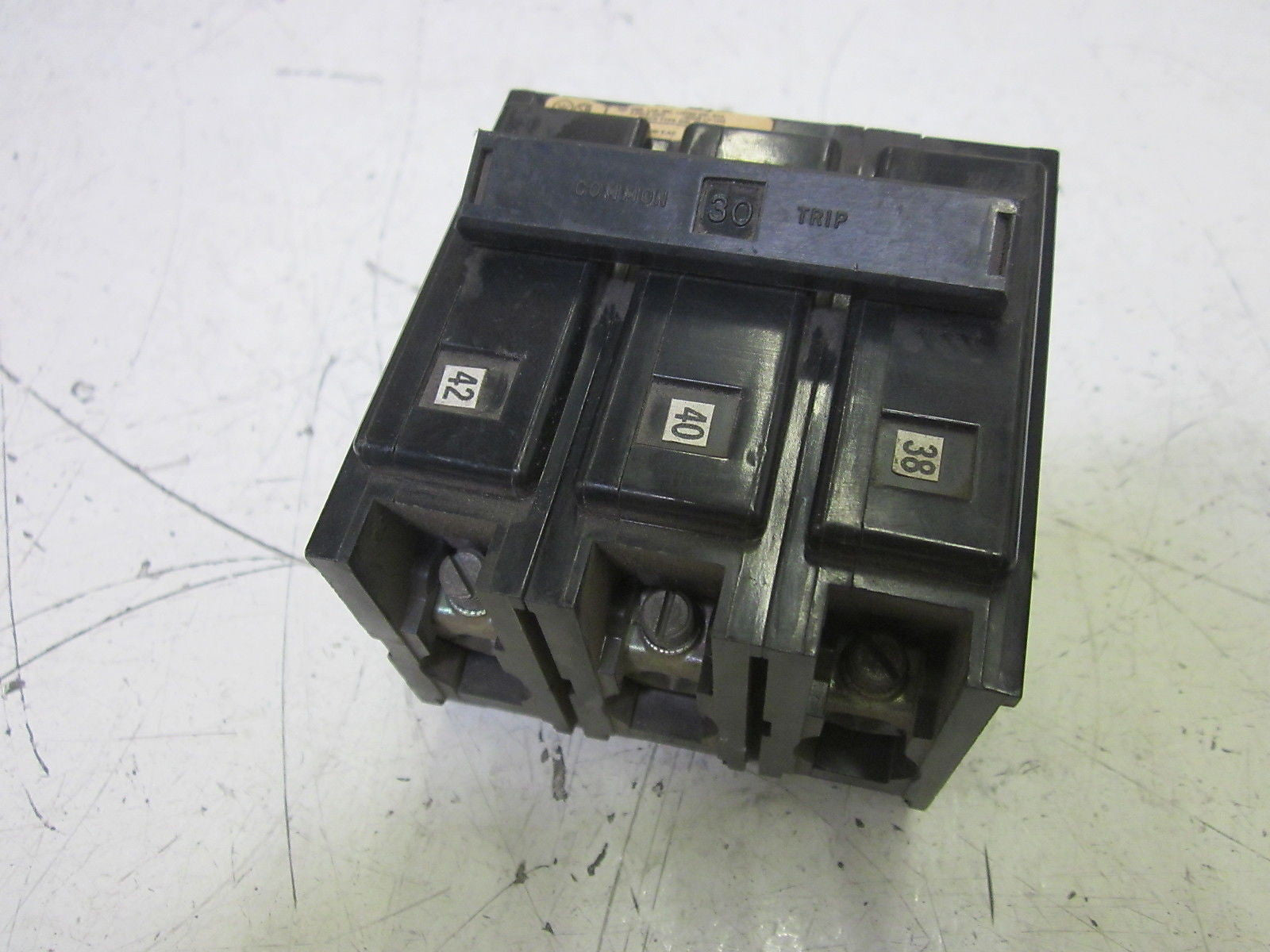 WESTINGHOUSE HACR330 30AMP CIRCUIT BREAKER *USED*