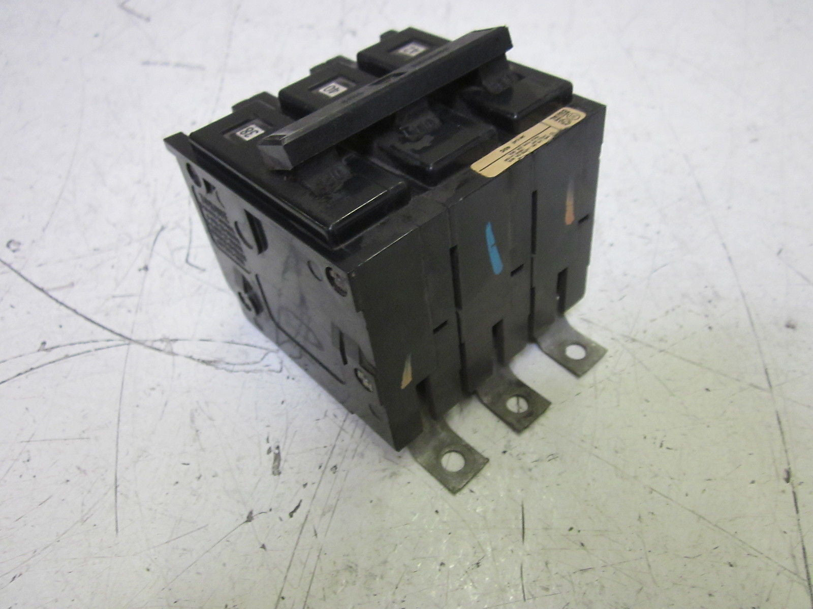 WESTINGHOUSE HACR330 30AMP CIRCUIT BREAKER *USED*