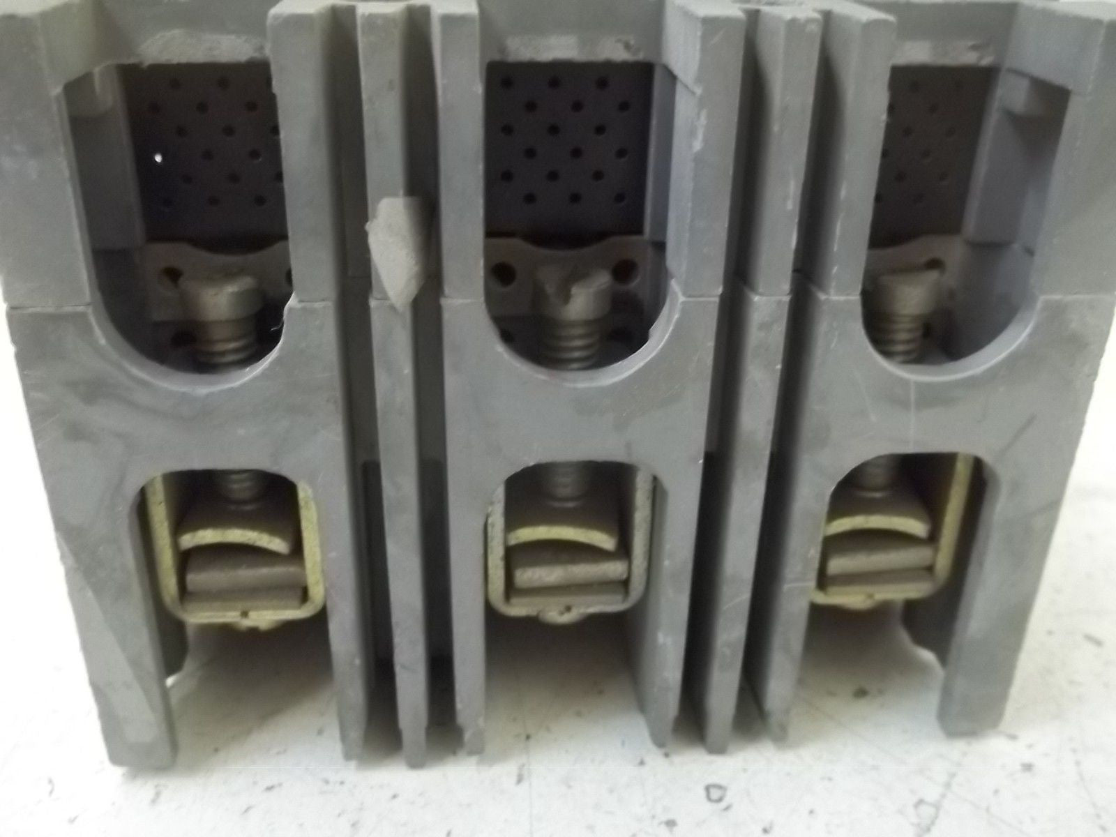 WESTINGHOUSE HFB3040L CIRCUIT BREAKER *USED*
