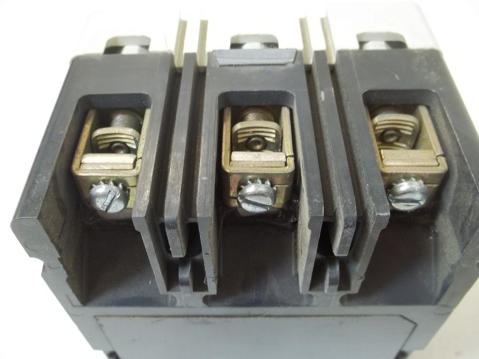 WESTINGHOUSE HMCP030H1S 30AMP 3 POLE 600V CIRCUIT BREAKER *USED*