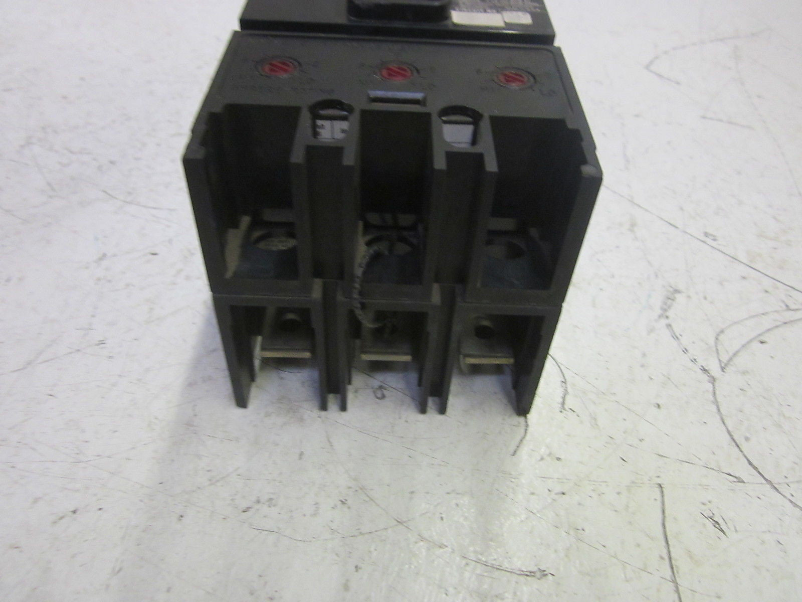 WESTINGHOUSE JB3175W CIRCUIT BREAKER 175A 3P 600V  *USED*