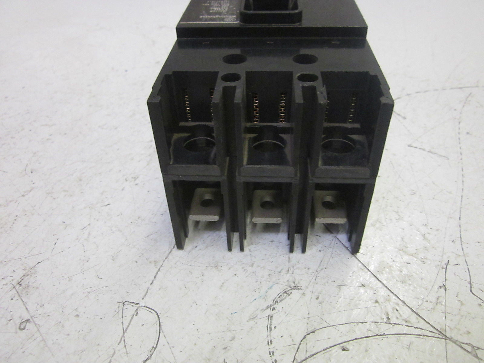 WESTINGHOUSE JB3175W CIRCUIT BREAKER 175A 3P 600V  *USED*