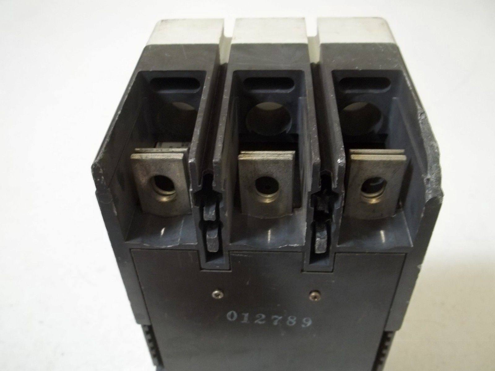 WESTINGHOUSE JDB3225W CIRCUIT BREAKER *USED*