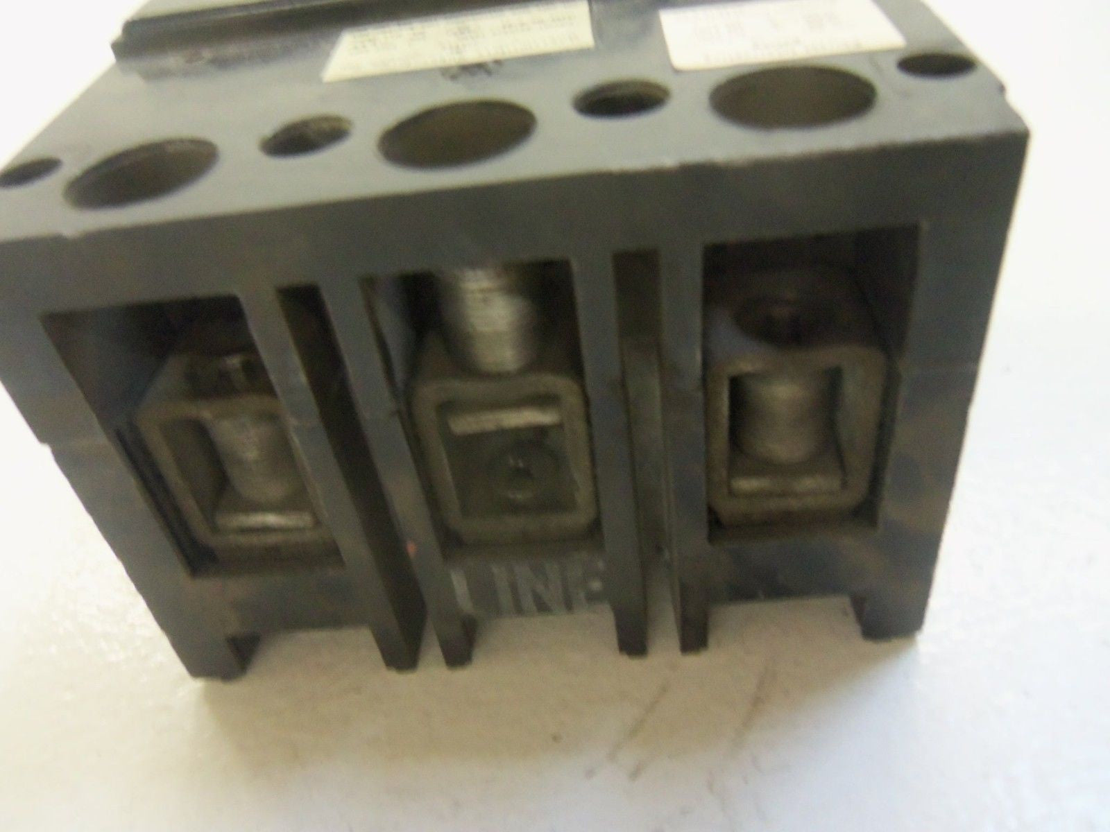 WESTINGHOUSE KA3200 CIRCUT BREAKER 200A (AS PICTURED) *USED*