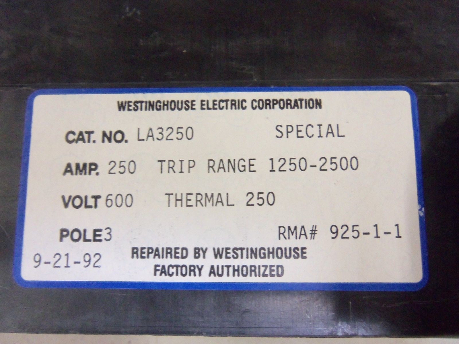 WESTINGHOUSE LA3250 CIRCUIT BREAKER w/ 2611D42G12 AUX SWITCH (REPAIRED)*USED*