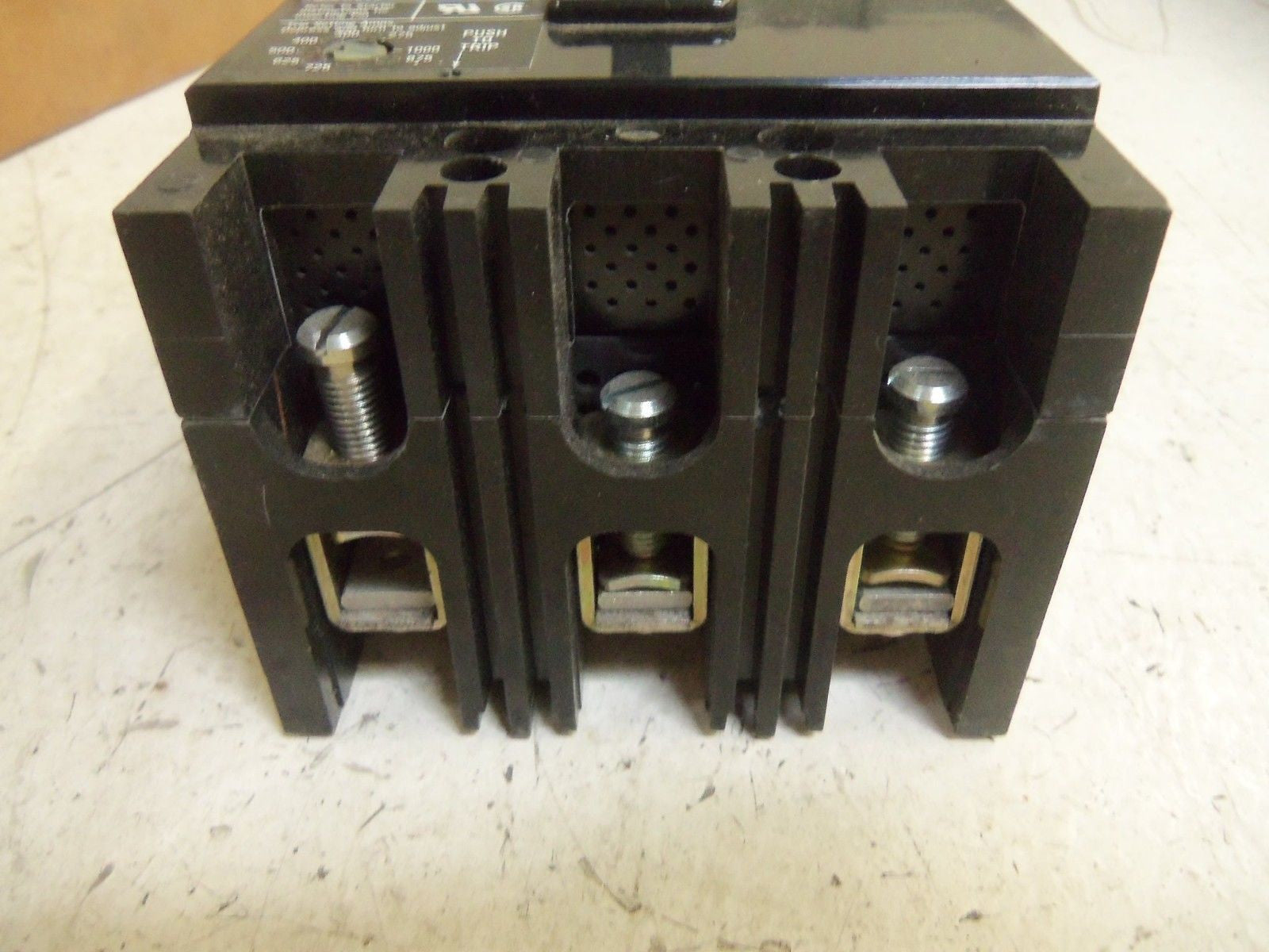 WESTINGHOUSE MCP331000CR CIRCUIT BREAKER *NEW IN BOX*