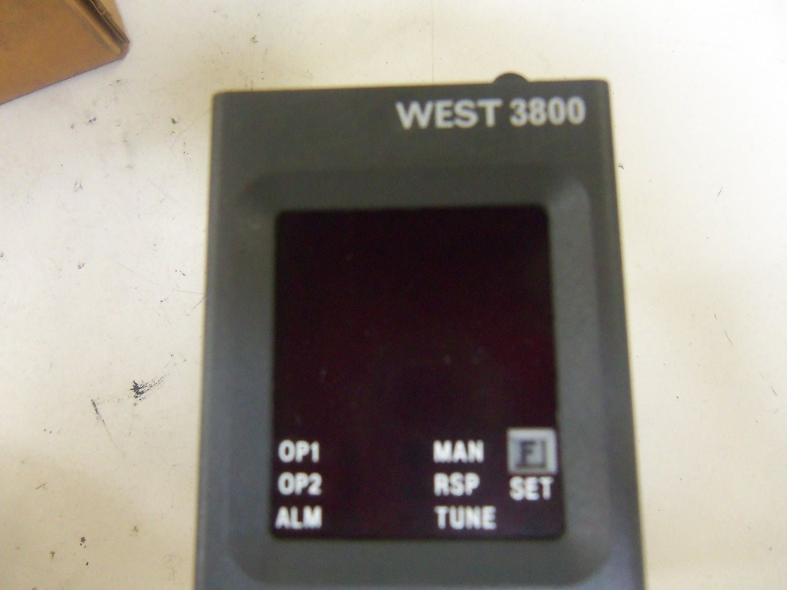 WEST INSTRUMENTS M3700L02T1418H21 *NEW IN BOX*
