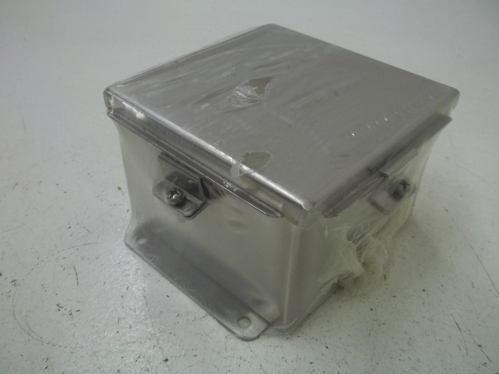 WIEGMANN BN4060604CHSSWW ENCLOSURE *NEW IN BOX*