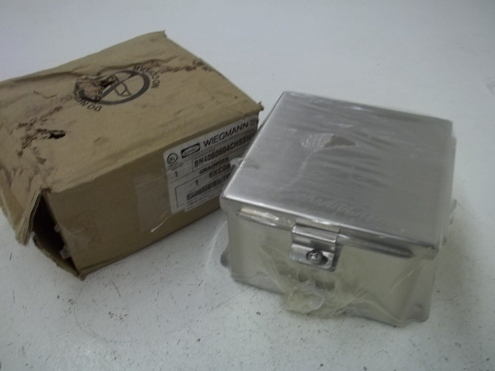 WIEGMANN BN4060604CHSSWW ENCLOSURE *NEW IN BOX*