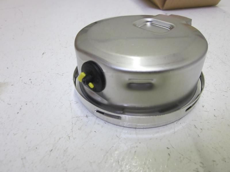 WIKA 9570832 GAUGE -30 IN. HG +150 PSI *NEW IN BOX*