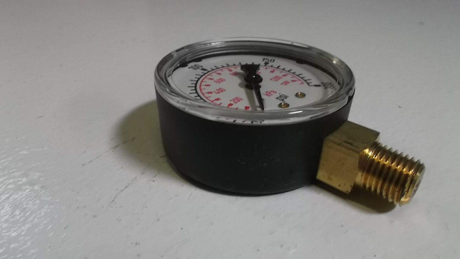 WIKA GAUGE 8990608 *NEW IN BOX*