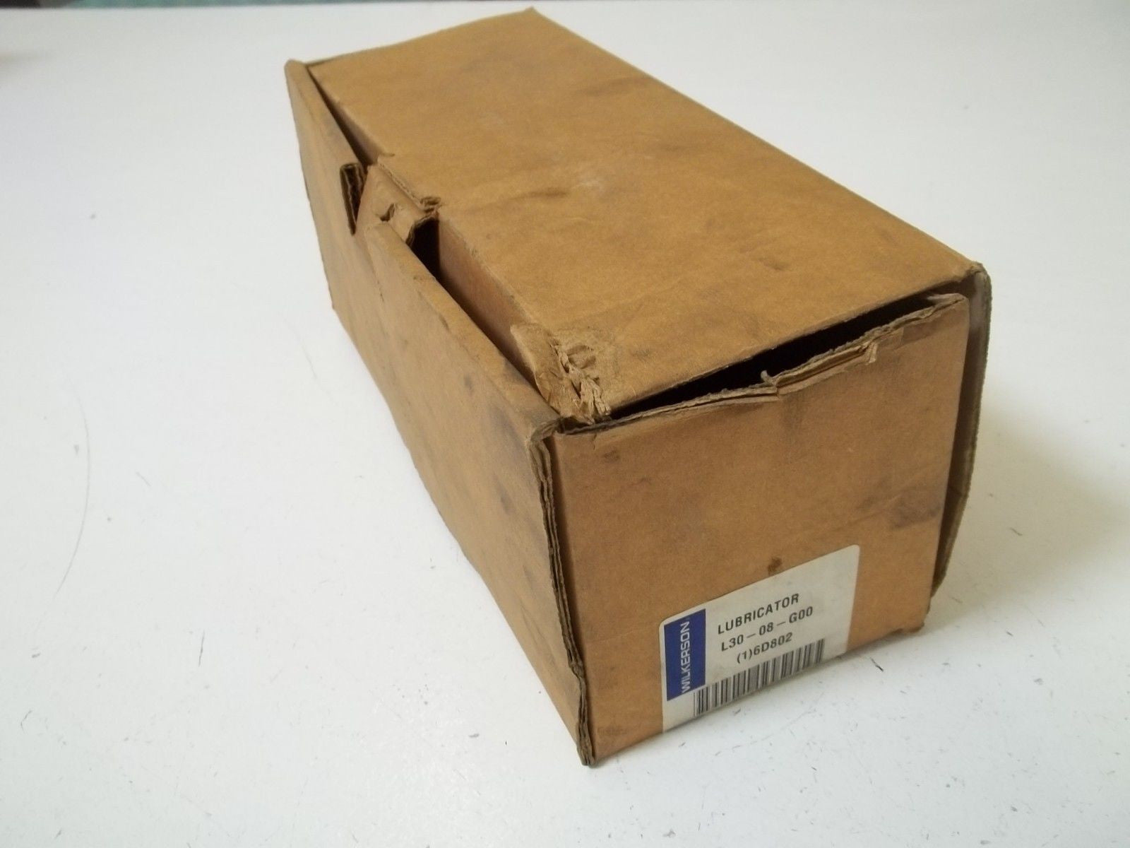 WILKERSON L30-08-G00 LUBRICATOR *NEW IN BOX*