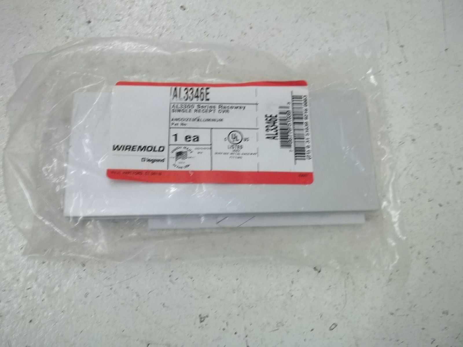 WIREMOLD AL3346E SINGLE RECEPTACLE  CVR *NEW IN A BAG*