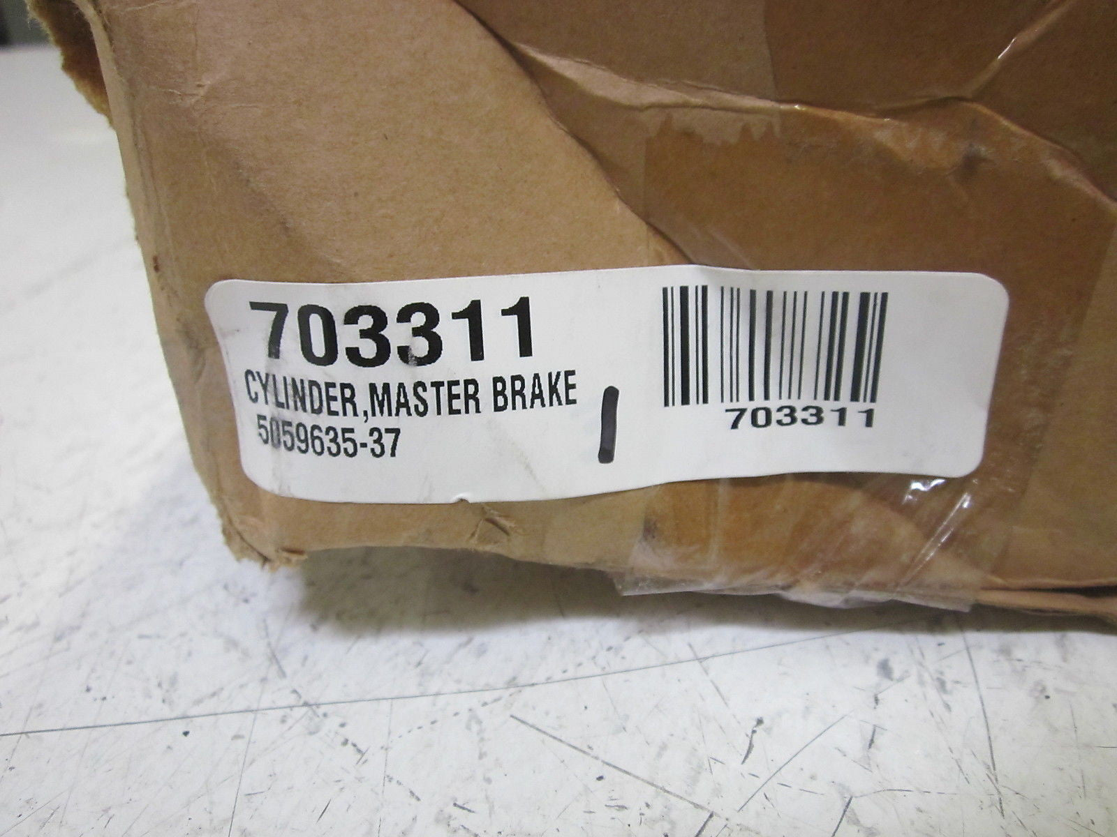 YALE GOLD SERVICE 5059635-37 MASTER BRAKE CYLINDER  *NEW IN BOX*