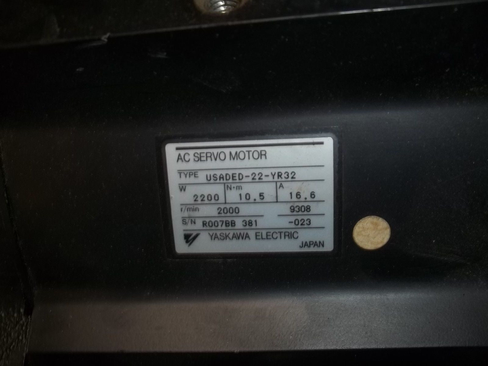 YASKAWA USADED-22-YR32 AC SERVO MOTOR 16.6 A 2200 W *USED*