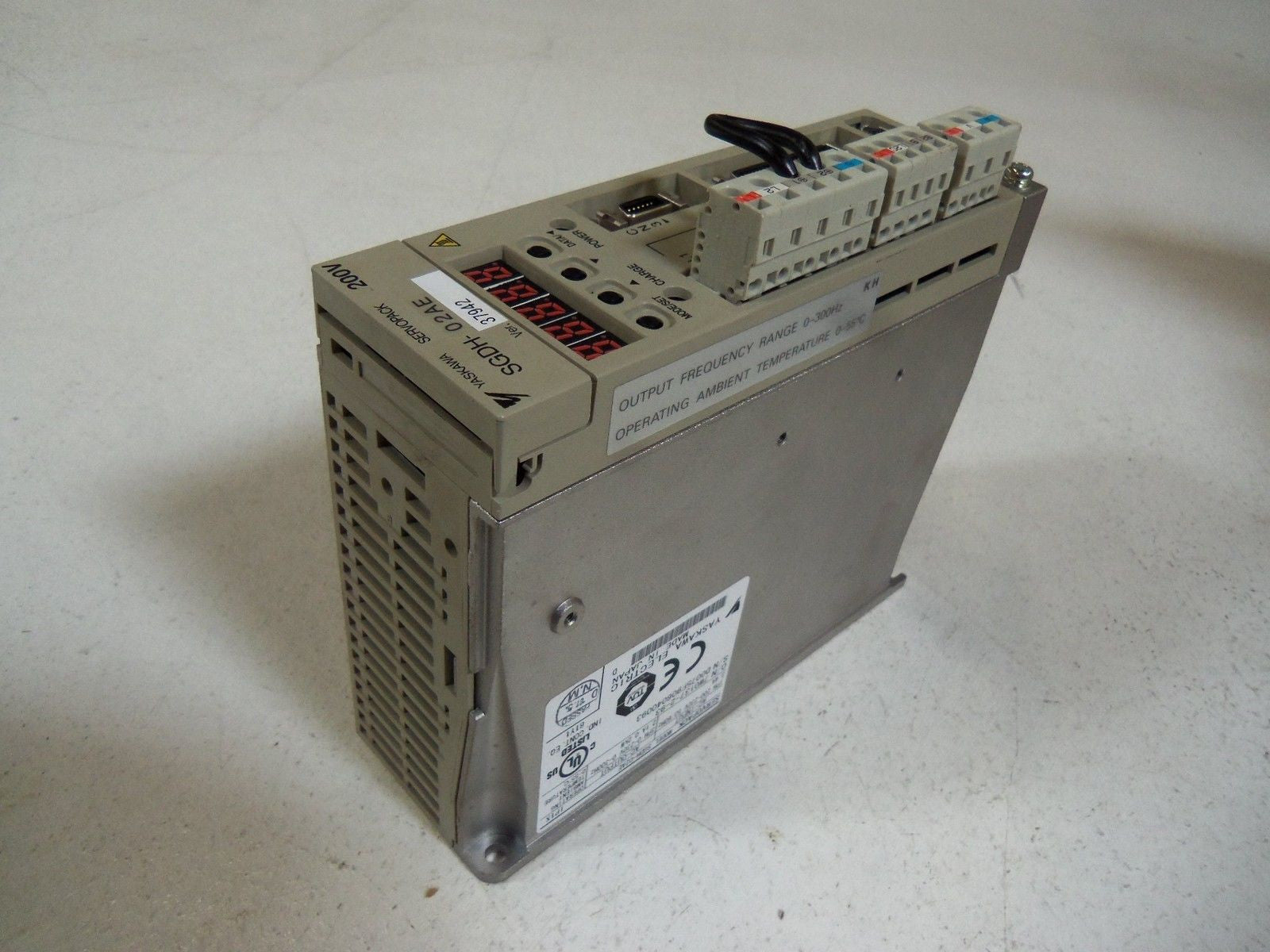 YASKAWA SERVOPACK SGDH-02AE SERVO DRIVE *USED*