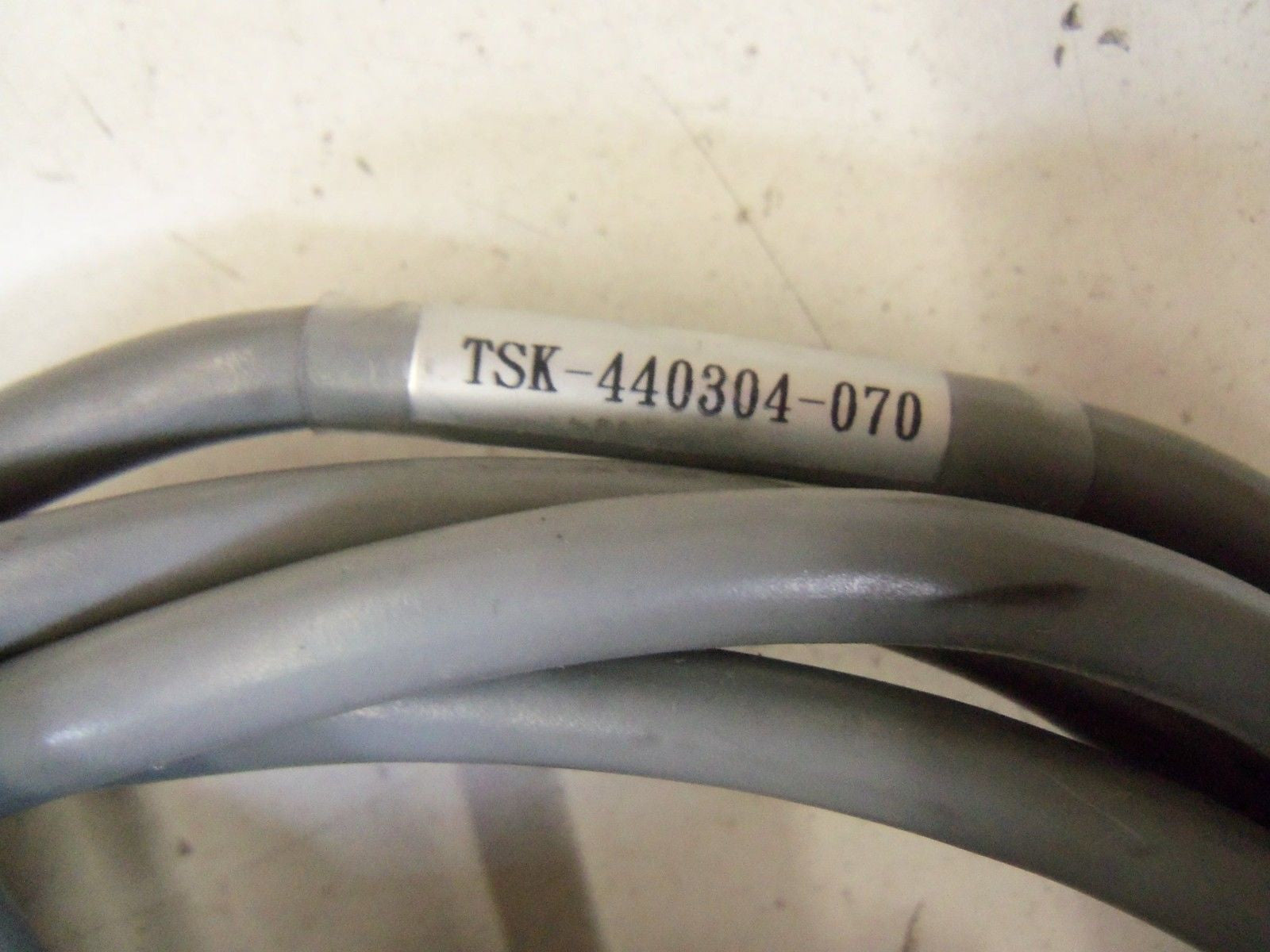YASKAWA TSK-440304-070 CABLE *NEW NO BOX*