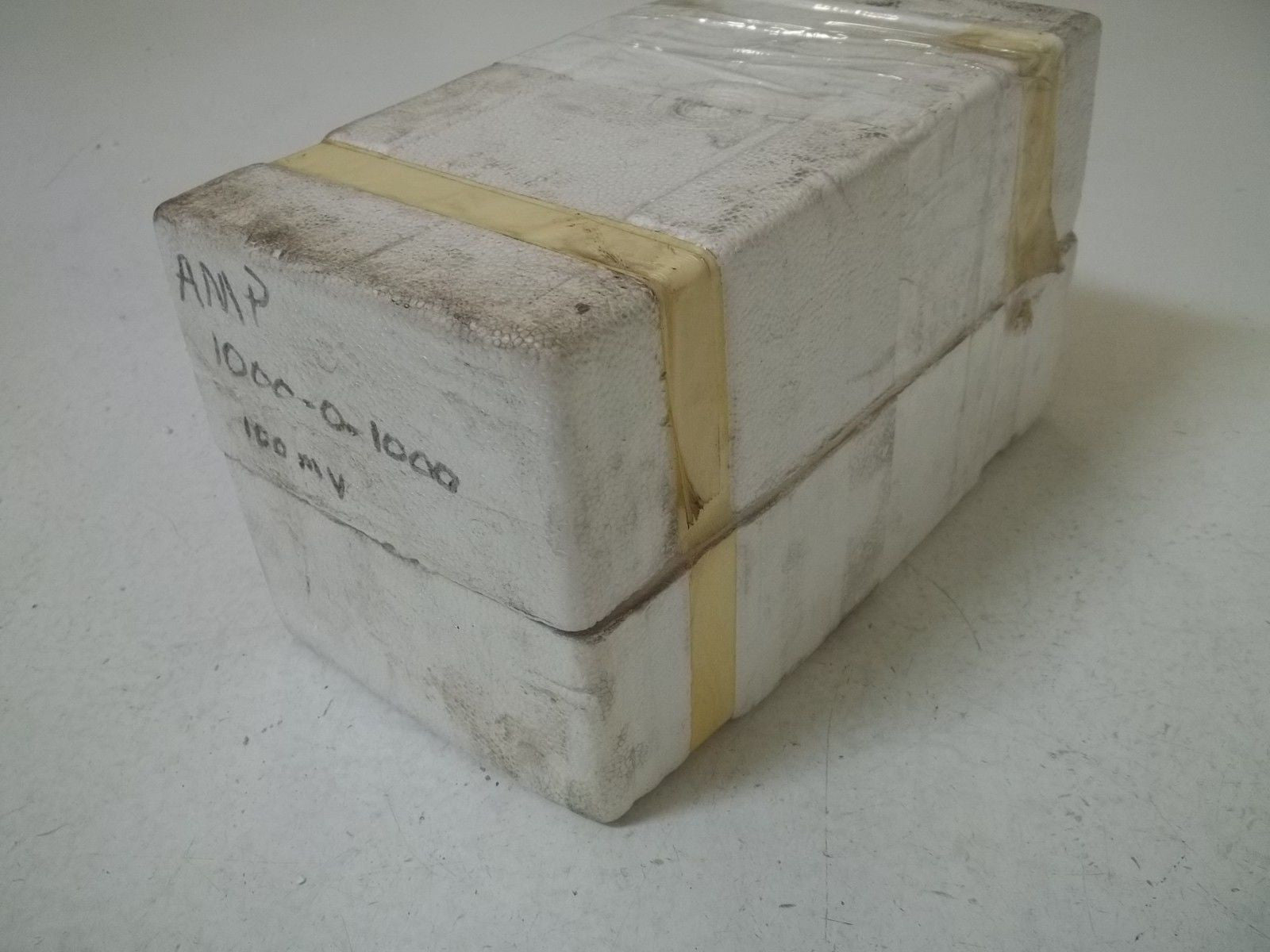 YOKOGAWA YE/DB40 PANEL METER 1000-0-1000 *NEW IN BOX*
